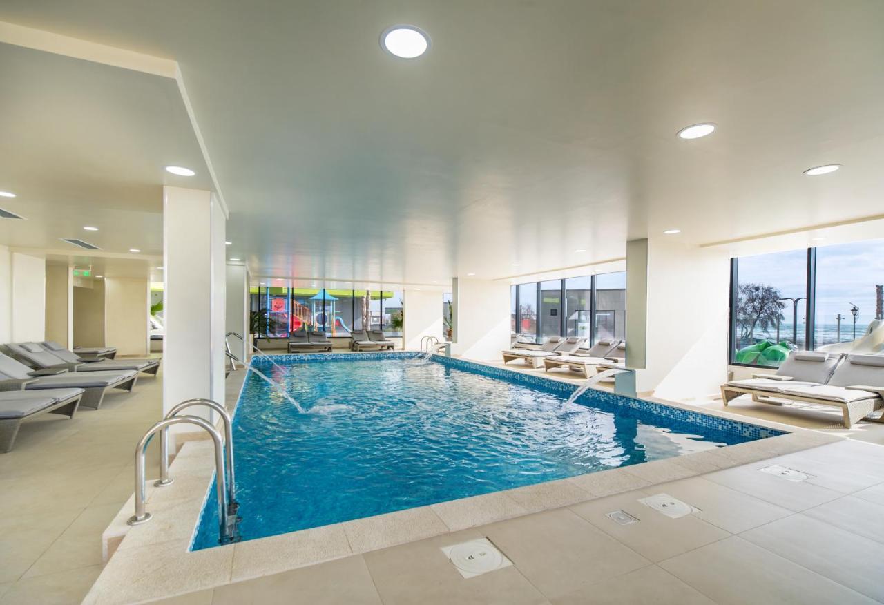 Năvodari Opal Luxury Apartment 92 Spa N Pool Beach Resort מראה חיצוני תמונה